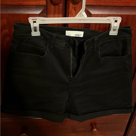 VERVET BY FLYING MONKEY Pants - Size Large Black Vervet Shorts